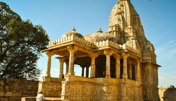 chittorgarh tourist places,explore chittorgarh rajasthan,best places to visit in chittorgarh,chittorgarh attractions,top tourist spots in chittorgarh rajasthan,chittorgarh fort and other landmarks,historical places in chittorgarh,chittorgarh sightseeing destinations,must-visit places in chittorgarh rajasthan,chittorgarh travel guide