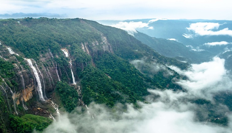 best places to visit in may india,may travel destinations india,hill stations to visit in may,summer getaways india,places to visit in may with family,romantic places in may india,cool places to travel in may,indian destinations for summer,spring travel india,may vacation spots india