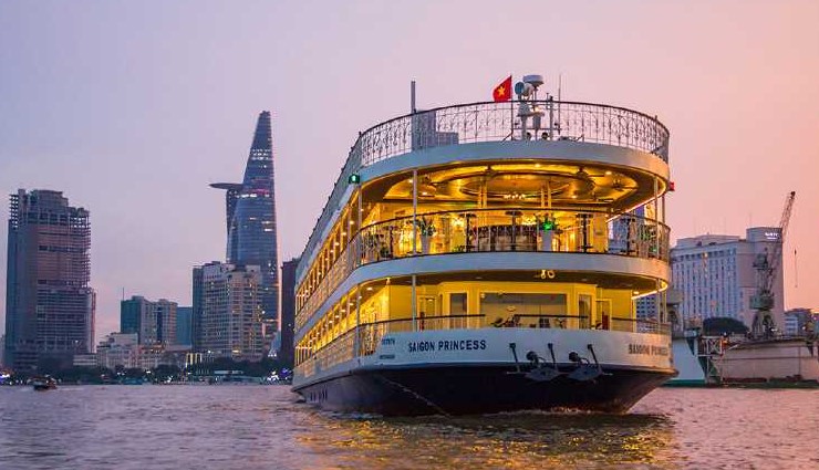 must-try river cruises asia,luxury river cruises,cunard japan cruise,mekong princess vietnam,mahabaahu brahmaputra river,thai river cruise bangkok,royal caribbean asia,assam bengal navigation,anawrahta irrawaddy river,komodo trails indonesia
