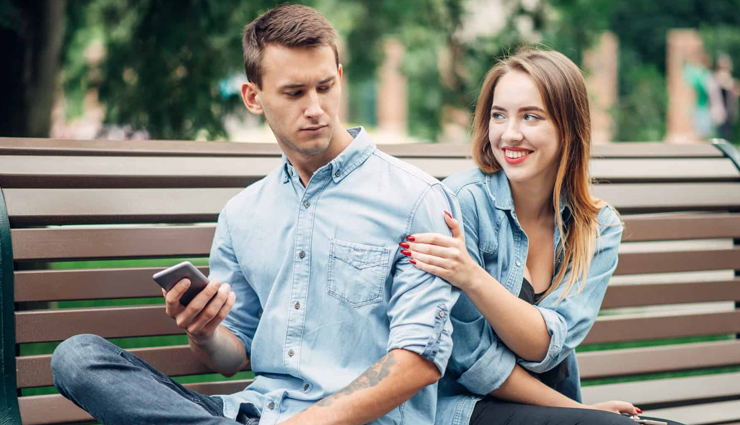 5 Signs He is Pretending Not To Like You
