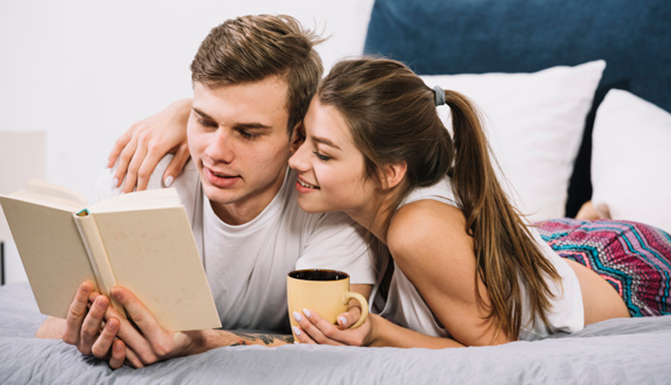 man fancies about you,signs that man fancies about you,relationship,relationship tips