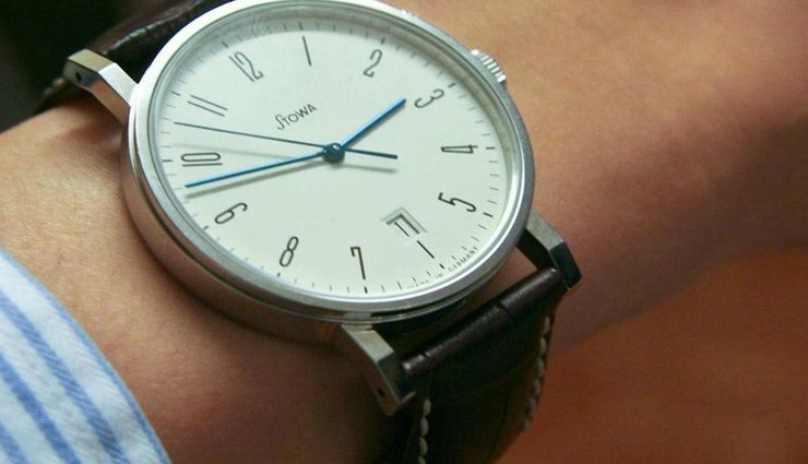 कलाई घड़ी बनती है पुरुषों का स्टाइल स्टेटमेंट, चुनते समय जरूर दे इन बातों पर ध्यान buying men wrist watch,men wrist watch,fashion tips