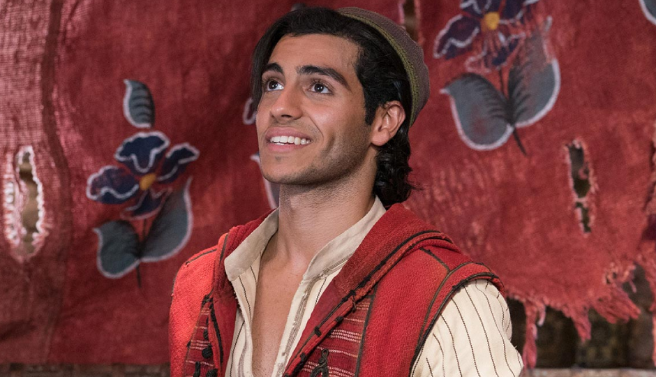 2 News : ‘अलादीन’ फेम इस एक्टर ने एक्ट्रेस के साथ की शादी, मनोज ने दिखाई 'पुलिस स्टेशन में भूत' की झलक