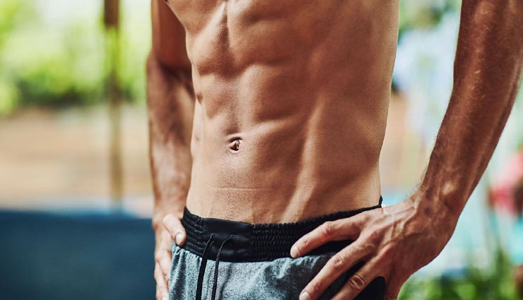 पुरुषों की नाभि दिलाएगी उनकी त्वचा को कई फायदे, जानें किस तरह 