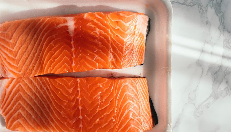 foods for menstrual cramps,foods to reduce period pain,diet for relieving menstrual cramps,foods that ease menstrual cramps,nutritious foods for period pain relief,natural remedies for menstrual cramps,best foods for fighting menstrual cramps,menstrual pain-relieving diet,foods to alleviate period cramps,summer foods for menstrual discomfort