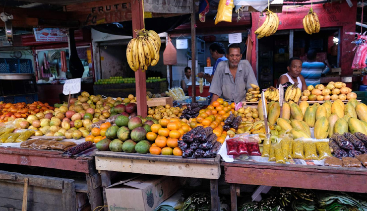 cartagena,cartagena travel,cartagena tour,cartagena tour and travel,colombia,ciudad amurallada,castillo de san felipe de barajas,playa blanca,museo de oro,mercado de bazurto,party on a chiva,dance salsa at one of the city best bars,travel,travel guide