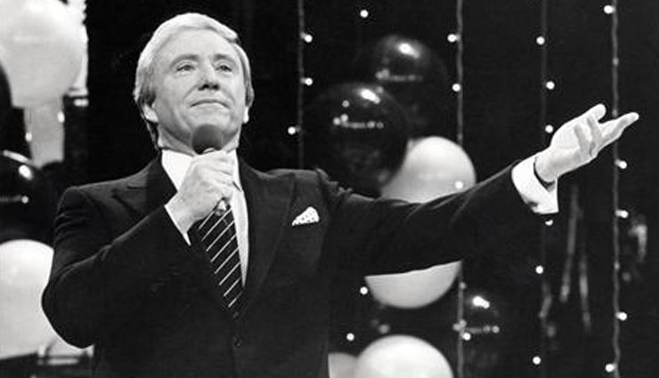 most richest tv show hosts,tv show hosts in the world,richest reality show hosts in the world,alex trebek,jeff foxworthy,drew carey,dick clark,ryan seacrest,merv griffin