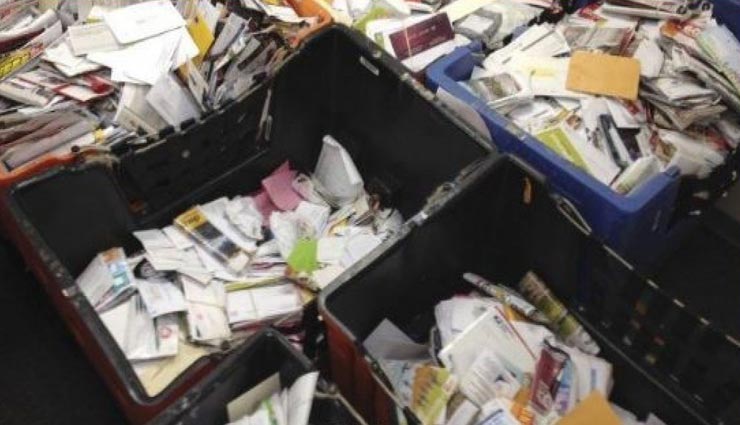 weird news,weird postman,japanese postman,24000 undelivered post at home