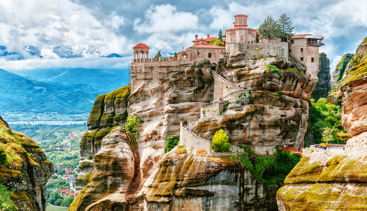 must-visit places greece,top tourist destinations greece,best places to visit in greece,greece travel bucket list,explore greece must-see sites,greek island getaways,ancient ruins and landmarks in greece,unforgettable greek travel experiences,discovering greece hidden gems,greek islands and mainland attractions