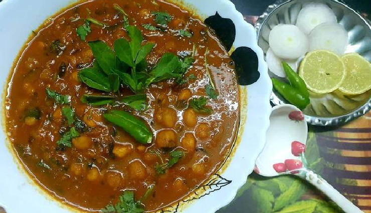 लीक से हटकर होती है मेथी छोले की सब्जी, पार्टी-फंक्शन में लोग करते हैं खूब पसंद #Recipe