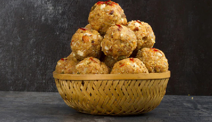 healthy methi ladoo recipe,winter special methi ladoo,benefits of fenugreek ladoos,traditional indian winter sweets,how to make methi ladoos,immunity-boosting snacks for winter,methi ladoo for health,easy methi ladoo recipe,nutritious winter desserts,fenugreek ladoo benefits