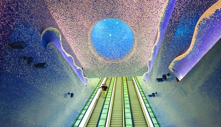beautiful metro stations in the world,metro stations,komsomolskaya station,moscow,russia,westfriedhof station,munich,germany,slavyansky bulvar station,t-centralen station,stockholm,sweden,toledo station,naples,italy