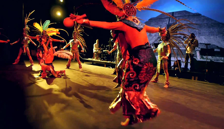traditional mexican dance form,jarabe tapatío,la conquista,danza de los viejitos,danza del venado,los voladores de papantla,mexican dance forms