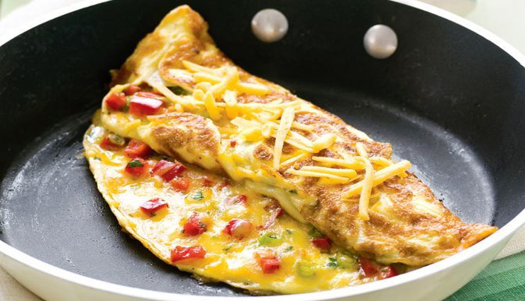 recipe mexican omelet,recipe,mexican omelet,healthy breakfast ,मैक्सिकन ऑमलेट रेसिपी, रेसिपी, टेस्टी नाश्ता, खाना-खजाना 