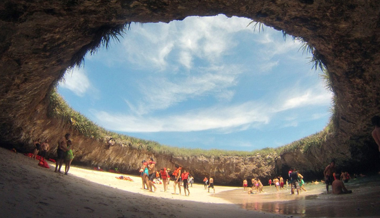 overrated travel destinations,overrated travel destinations in the world,travel destinations to explore,holidays,travel guide,travel tips