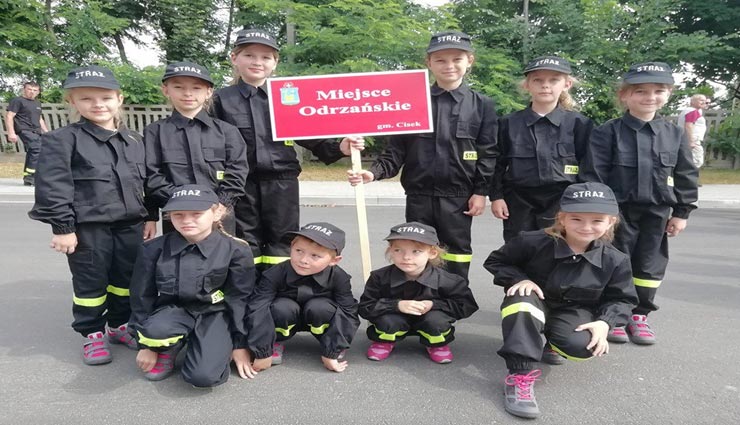 इस गाँव में पैदा होती है सिर्फ लडकियाँ, लड़का पैदा होने पर इनाम की घोषणा