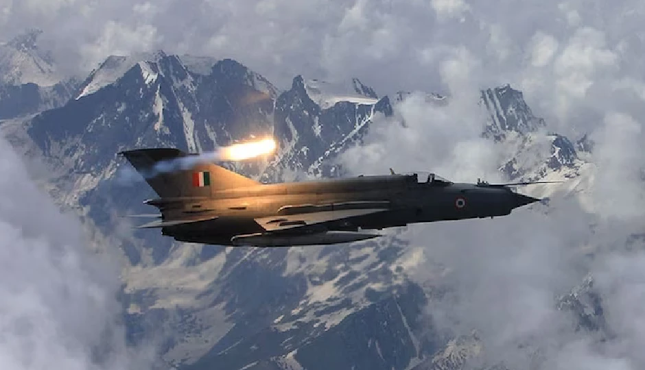 MiG-21: भारत-रूस की दोस्ती की उड़ान का प्रतीक, सिर्फ फाइटर जेट नहीं था - राजनाथ सिंह