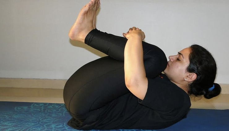 yoga asanas,yoga asanas for migraine,Health tips,fitness tips