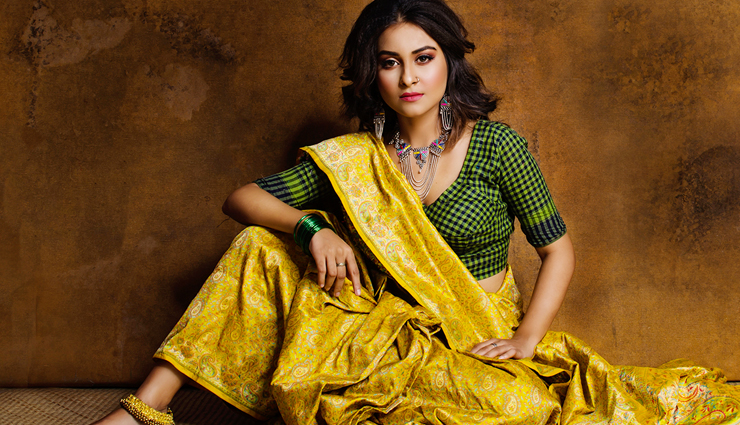 be trendy  this festive season,fashion tips,fashion trends,fashion tips,trends in festive season,fashion accessories,saree fashion