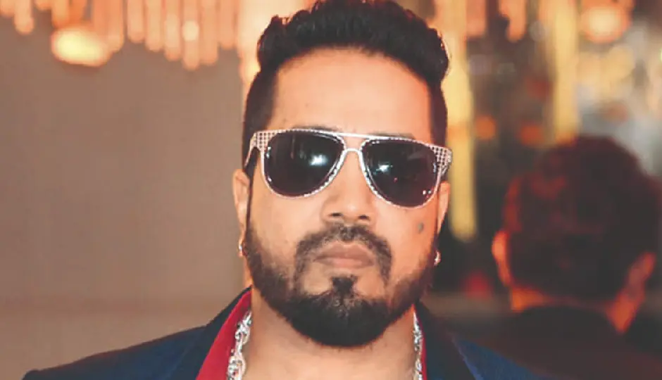 Mika Singh recalls Shah Rukh Khan’s witty warning, 'Loot legi tujhe,' after he chose Gauri Khan for his ₹50 crore luxury home interiors