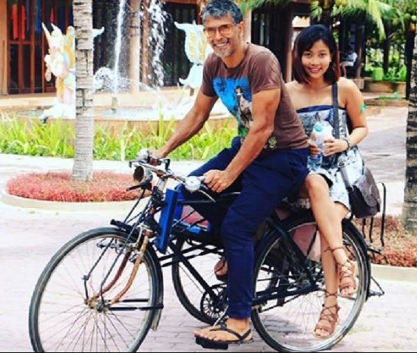 milind soman,milind soman age,milind soman girlfriend,marriage,bollywood,bollywood gossips