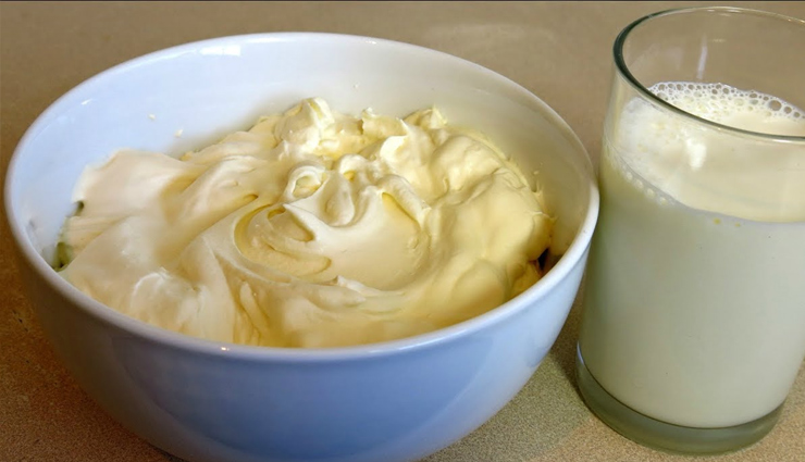 natural moisturizer,natural moisturizer for skin,skin care,skin care tips,moisturizer,moisturizer for skin,oily skin care tips,Olive Oil,coconut oil,honey,glycerin,aloe vera,milk cream,shea butter,avocado,cocoa butter,beauty,beauty tips,beauty care tips