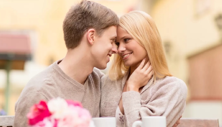 psychology of love,dating facts,brain chemicals and love,love and attraction,relationship psychology,why love feels intense,emotional connection,love is blind,dating behavior,understanding attraction,romantic emotions