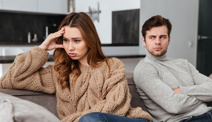 why men play mind games,signs he is playing mind games,emotional manipulation in relationships,mind games in dating,confusing behavior from men,reasons men act distant,psychological games in love,dating red flags,relationship manipulation tactics,understanding men in relationships,mixed signals in relationships,how to deal with mind games,emotional manipulation signs