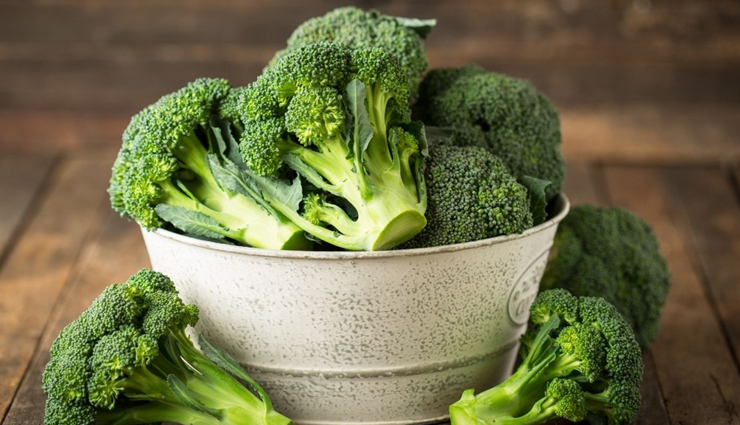 दिमाग और नर्वस सिस्टम को खराब कर सकती हैं विटामिन बी-12 की कमी, ये आहार करेंगे भरपाई vitamin b12 brain health,nervous system support diet,protect your brain with b12,combatting b12 deficiency effects,dietary solutions for b12 deficiency,b12 deficiency brain damage prevention,nourish your nervous system naturally,brain and nerve health with b12-rich foods,b12 deficiency neurological impact,preventing brain fog with b12,b12-rich diet for nerve regeneration,reversing b12 deficiency effects,boost cognitive function with b12,vital nutrients for brain and nerve health,b12 deficiency and mental clarity,dietary remedies for b12 deficiency symptoms,enhance nervous system function with b12,brain-boosting foods to combat b12 deficiency,optimize brain performance with b12,b12-rich diet for nervous system repair