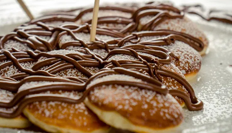 summer recipe,mini pancakes with lots of nutella,pancakes recipe,nutella recipe,snacks recipe