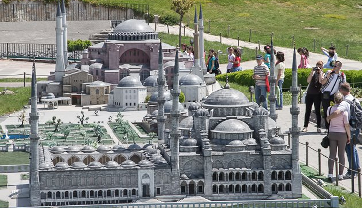 istanbul,things to do in istanbul,istanbul tourism,tourist places in istanbul,travel,holidays,travel guide