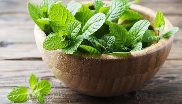 stomach pain,stomach pain remedies,home remedies to get rid of stomach pain,pain,stomach,abdominal pain,Health tips,Health,stomach aches,simple health tips