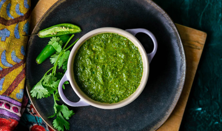 Recipe- Easy To Make Cilantro Mint Chutney
