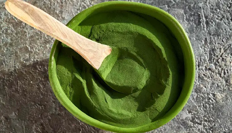 mint leaves benefits,pudina for skin,pudina for hair,mint for acne,natural dandruff remedy,mint cooling effect,herbal skincare tips,natural hair growth remedies,diy mint face pack,chemical-free beauty care