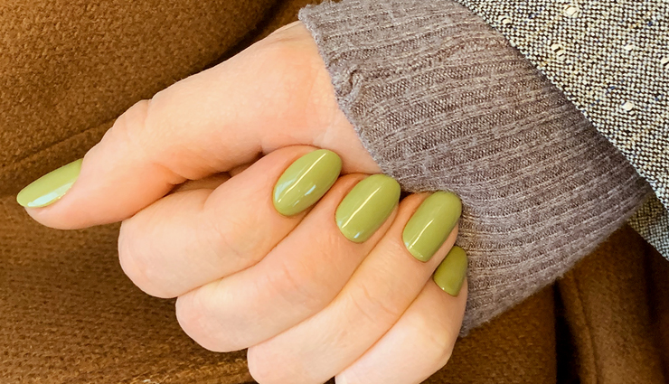 trending nail colors,nail color,nail paint colors,beauty tips,beauty hacks