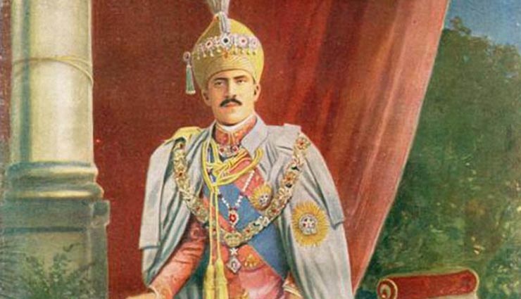 places have millions of treasure hidden in them,hidden treasure of india