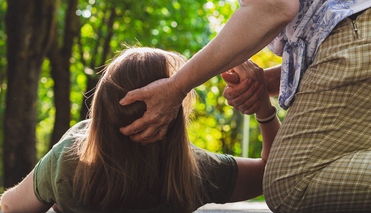 पोषक तत्वों से भरपूर अखरोट हैं एक सुपरफूड, सेहत को मिलते हैं ये गजब के फायदे health benefits of walnuts,nutritional value of walnuts,how walnuts improve health,benefits of eating walnuts daily,role of walnuts in disease prevention,healthy fats in walnuts,antioxidants in walnuts,benefits of walnuts for heart health,walnuts for brain health and cognition,incorporating walnuts into a healthy diet