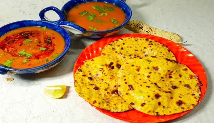 लॉकडाउन रेसिपी : घर पर ही बनाए ढाबे जैसी मिस्सी रोटी, ले राजस्थानी स्वाद का मजा