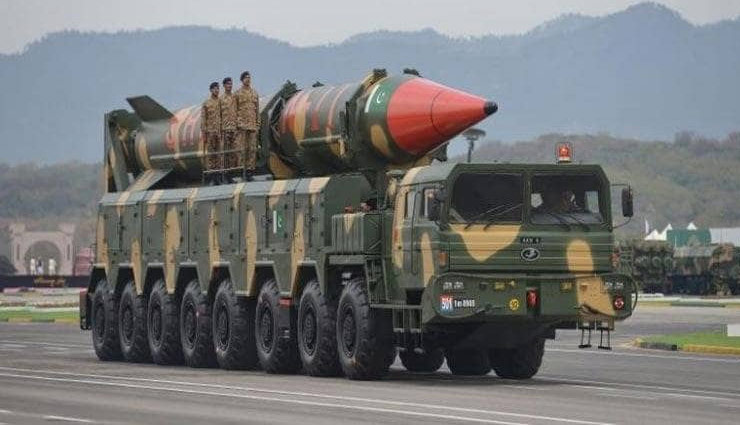 india pakistan tension,war,jammu and kashmir,air space closed,missile test,imran khan,sheikh rasheed,pakistan news in hindi,news,news in hindi