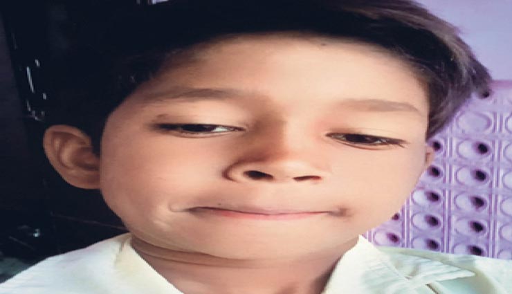 जयपुर : गंदे पानी के गढ्ढे में पड़ा मिला तीन दिन से लापता 11 वर्षीय बच्चे का शव, हत्या या हादसा