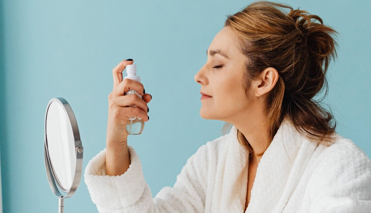 diy witch hazel skin care,witch hazel for acne,witch hazel toner recipe,witch hazel benefits for skin,witch hazel face mist,witch hazel spot treatment,natural skin care with witch hazel,witch hazel astringent properties,witch hazel soothing gel,witch hazel for pore tightening