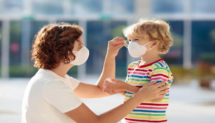 मास्क पहनते समय ना करें ये 5 गलतियां, हो सकते हैं कोरोना के शिकार