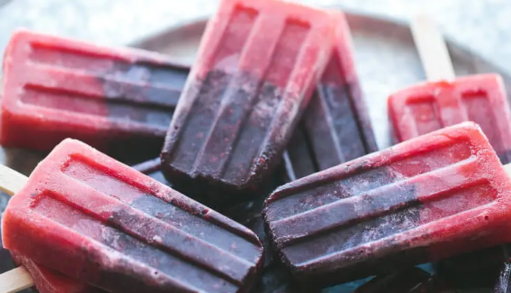 Recipe- Vibrant and Healthy Mixed Berry Popsicles