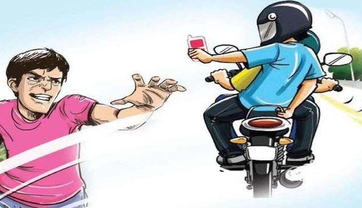जोधपुर : राह चलते युवक से मोबाइल झपट भागा स्कूटी सवार, पुलिस को अंगूठा दिखा रहे बदमाश