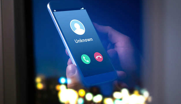 मां की फ्लाइट न छूट जाए इसलिए बेटे ने  कर डाला ये गुनाह