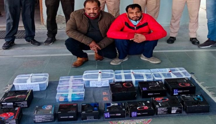 जयपुर : सिर्फ चोरी के लिए लक्जरी कार में दिल्ली से जयपुर आते थे चोर, चार राज्यों में की 150 चोरी