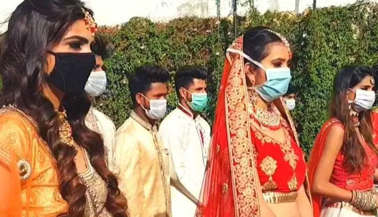 कोरोना वायरस के प्रति जागरूकता के लिए  मॉडल्स ने मास्क पहनकर किया कैटवॉक, photos