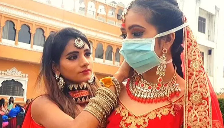 coronavirus,rajasthan,udaipur,mask,models,catwalk,weird news