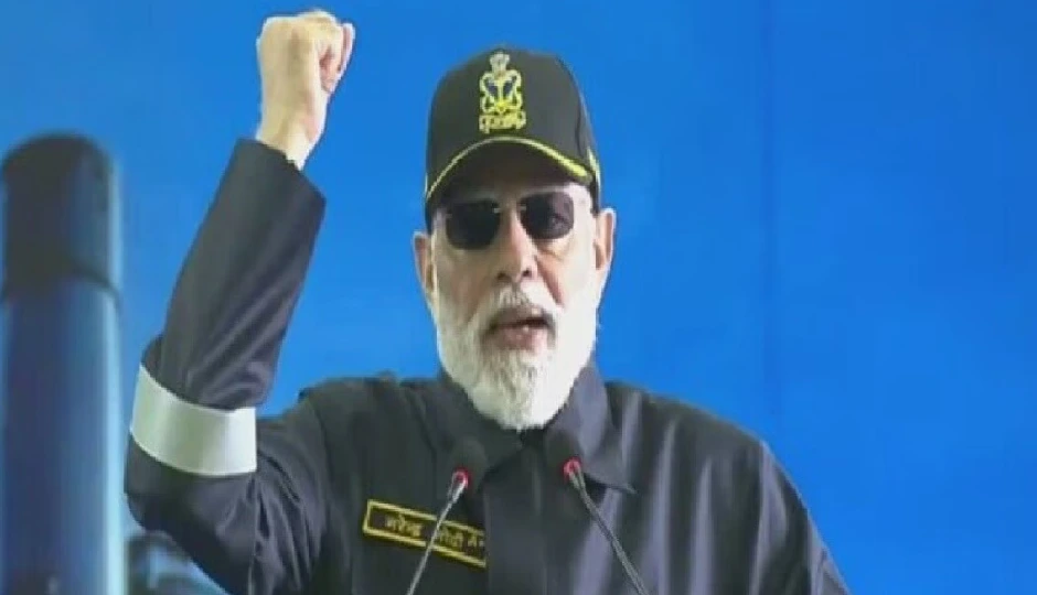 ‘INS विक्रांत ने पाकिस्तान की नींद उड़ा दी’, दिवाली पर नेवी के जवानों के बीच पीएम मोदी