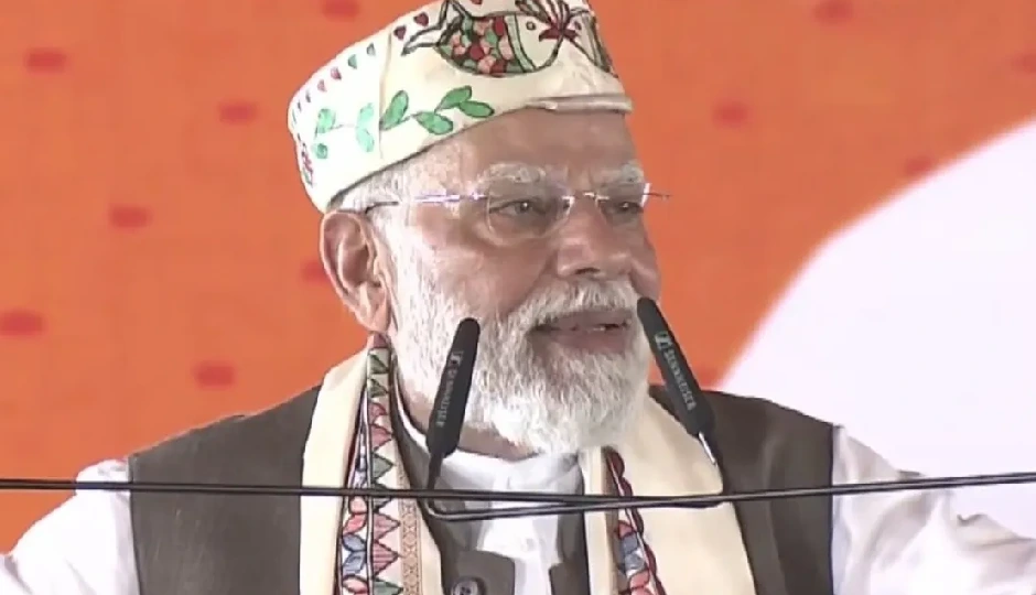 'बिहार को अब लालटेन नहीं', समस्तीपुर में पीएम मोदी का RJD और लालू परिवार पर कटाक्ष